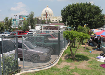 Cierran parqueo Hula-Hula para dar paso a construcción de nuevo mercado