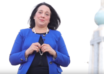 (VIDEO) Jean Manes asegura que salvadoreños que partieron en las caravanas han regresado “decepcionados”