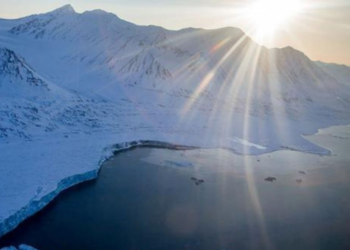 Algo extraño pasa con el Polo Norte, y nadie sabe por qué
