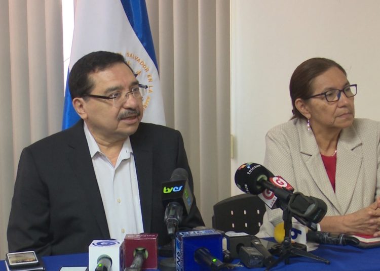 (VIDEO) Medardo González: “Hay un empate técnico entre ARENA, FMLN y GANA”