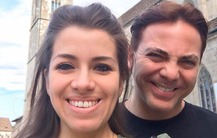 Cristian Castro no dio un centavo a su exposa con quien estuvo casado 28 días