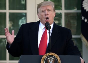 Donald Trump utiliza estadísticas de asesinatos en México para justificar el muro