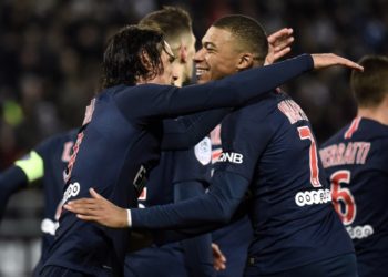 París gana 3-0 a Amiens con goles de Cavani, Mbappé y Marquinhos