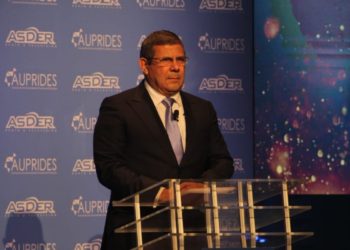 [DEBATE] Martínez dijo que no responde a un partido, Calleja pidió no lo juzguen por errores de otros, y Alvarado se pronunció contra las ideologías de género