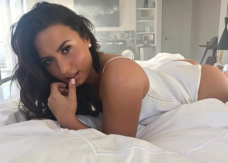 Demi Lovato celebra seis meses de sobriedad