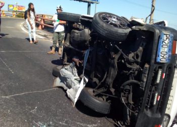 Tres lesionados deja accidente de tránsito en paso a desnivel del bulevar Venezuela