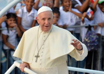 El papa Francisco y un peregrino muy especial conmueven a Panamá