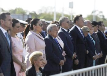 Presidente Sánchez Cerén participa en celebración eucarística por la JMJ en Panamá