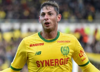 El avión piper en que viajaba el futbolista argentino Emiliano Sala está desaparecido