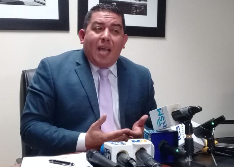 MIDES niega que amenace o presione al alcalde de San Salvador para renovar contrato