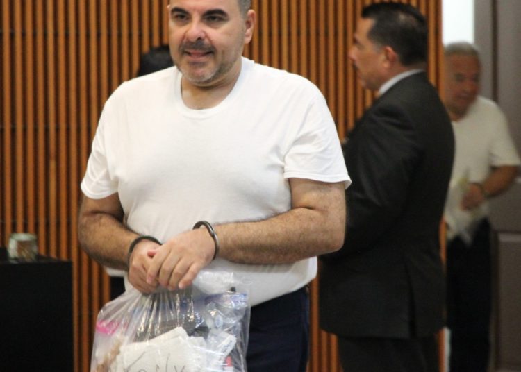 Defensa de expresidente Saca presenta recurso de apelación sobre el reintegro de $260 millones