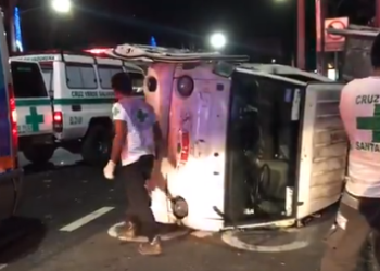 Al menos 15 personas resultaron lesionadas en un accidente de tránsito, en Avenida Jerusalén