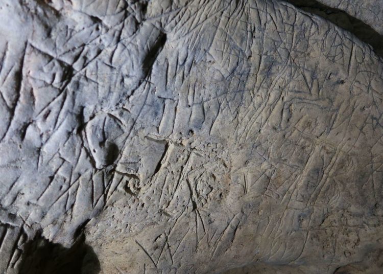 (VIDEO) Encuentran «una puerta al infierno» en una cueva del Reino Unido