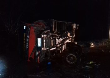 Un muerto y cuatro lesionados deja accidente de tránsito en San Juan Talpa