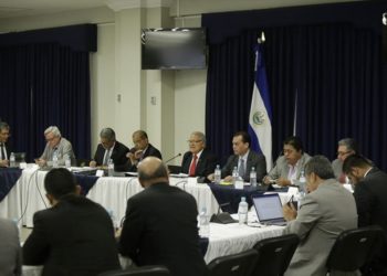 Sánchez Cerén prepara transición de gobierno a Nayib Bukele