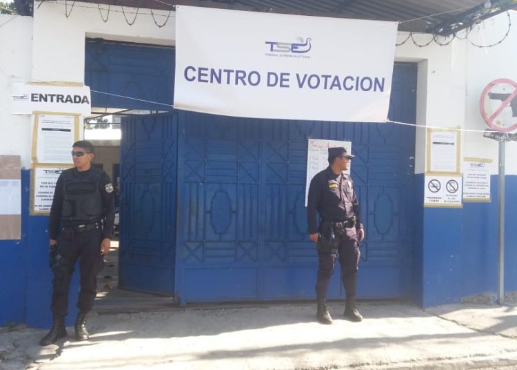 Howard Cotto asegura que PNC garantiza seguridad para votantes