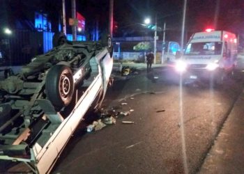Motociclista sin licencia provoca accidente de transito en San Salvador