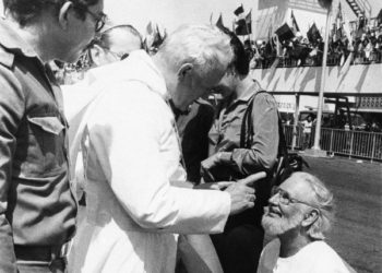 Papa Francisco levanta la suspensión al sacerdote y poeta nicaragüense Ernesto Cardenal