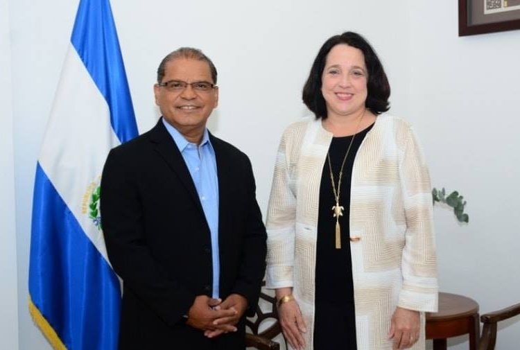 Óscar Ortiz y Jean Manes dan seguimiento a proyectos impulsados por EE.UU.