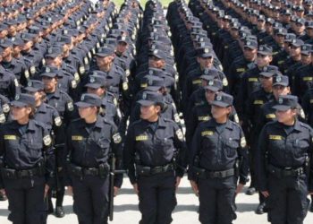 Avalan medidas transitorias para ascensos a subcomisionados de inspectores jefes de la PNC