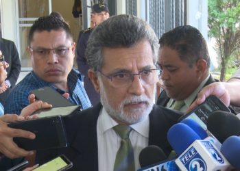 (VIDEO) Schafik Hándal pide a nuevo gobierno no cerrar puertas a China