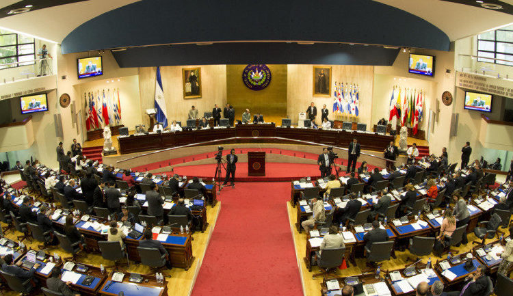 Directiva de Asamblea Legislativa ignora iniciativa de Bukele que tenía 18 firmas