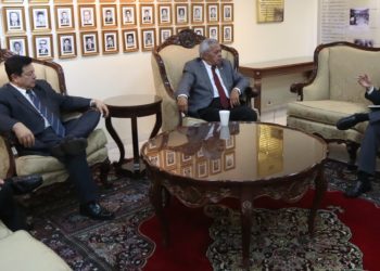 “Amnistía amplia, absoluta e incondicional (para exguerrilleros y militares)” propone Rodolfo Parker