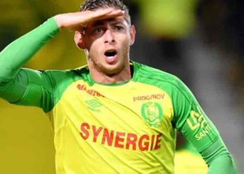 Detienen a dos aficionados del Southampton por burlarse de la muerte de Emiliano Sala