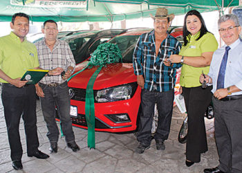 Fedecrédito entrega tres Volkswagen Passat 2019 sorteados entre sus clientes