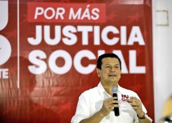 Hugo Martínez exige al TSE ejercer su labor ante “violación del código electoral” por parte de Bukele