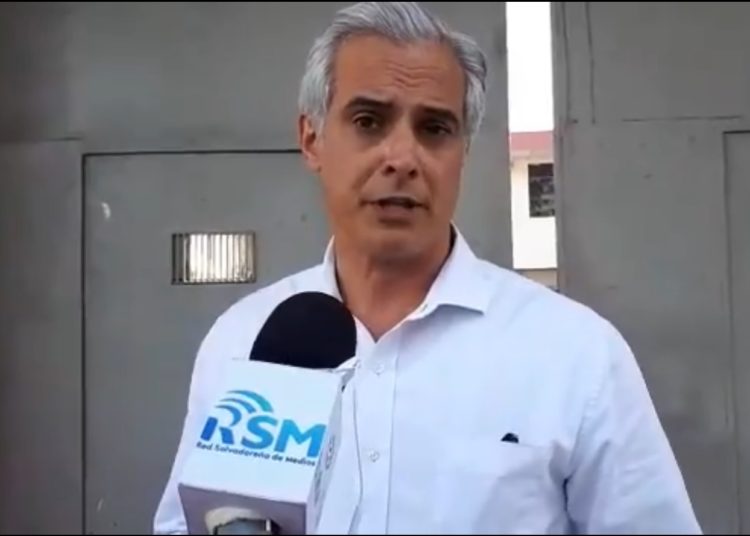 Julio Fabián: Nada de comisión de transición. La decisión es que siga el mismo COENA y comisión política