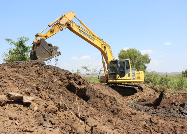 Alcaldía de San Miguel realiza obras de mitigación en el Río Grande