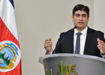 Costa Rica da plazo de 60 días a diplomáticos de Maduro para que abandonen el país