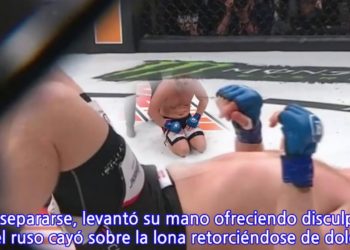 Brutal patada en los genitales obliga a detener un combate de MMA a 14 segundos del inicio