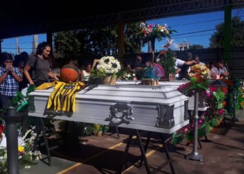 (GALERIA DE FOTOS) Chalchuapa despide a familia Pimentel