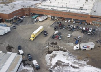 Tiroteo a las afueras de Chicago cobra la vida de al menos cinco personas