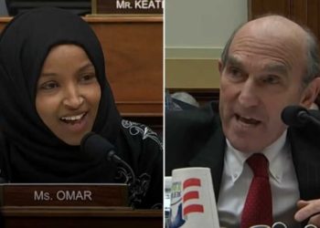 [VÍDEO] Congresista cuestiona a enviado de EE.UU. para Venezuela por su papel durante la Masacre de El Mozote