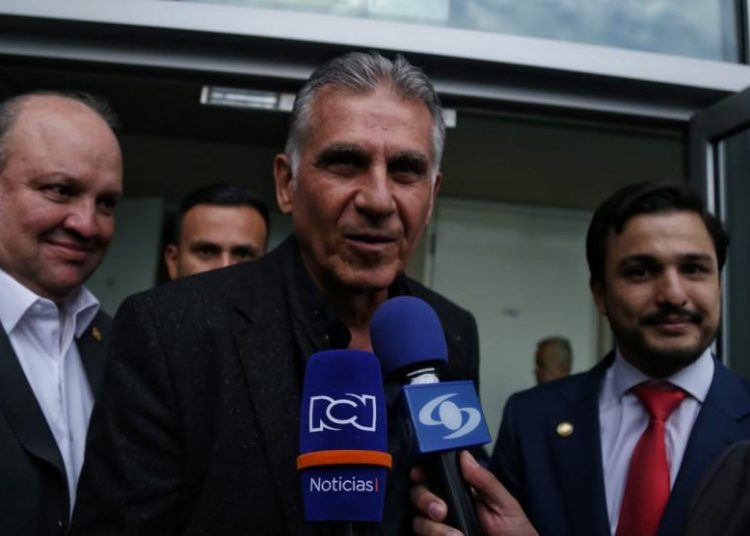 Carlos Queiroz llega a Bogotá para asumir como el nuevo director técnico de Colombia