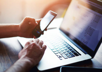 Aprueban reformas para eliminar prácticas abusivas de compañías telefónicas