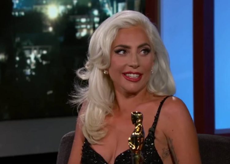 ¿Bradley Cooper el dueño del corazón de Lady Gaga? No, al parecer es un actor de «Avengers»