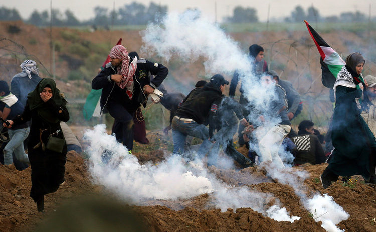 Israel ataca Gaza tras el lanzamiento de globos incendiarios desde territorio palestino