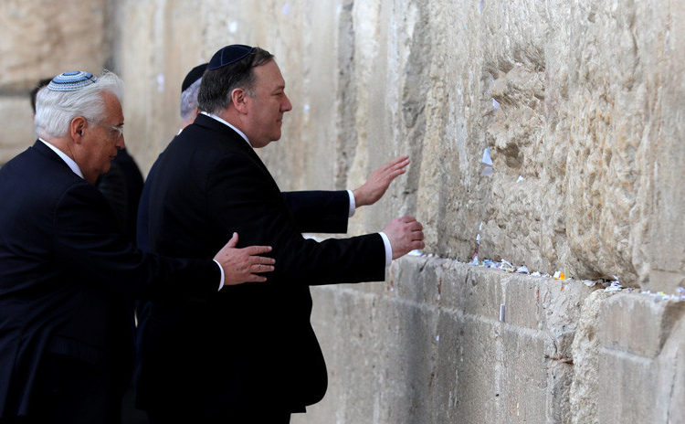 Pompeo afirma que Dios envió a Trump para salvar a Israel