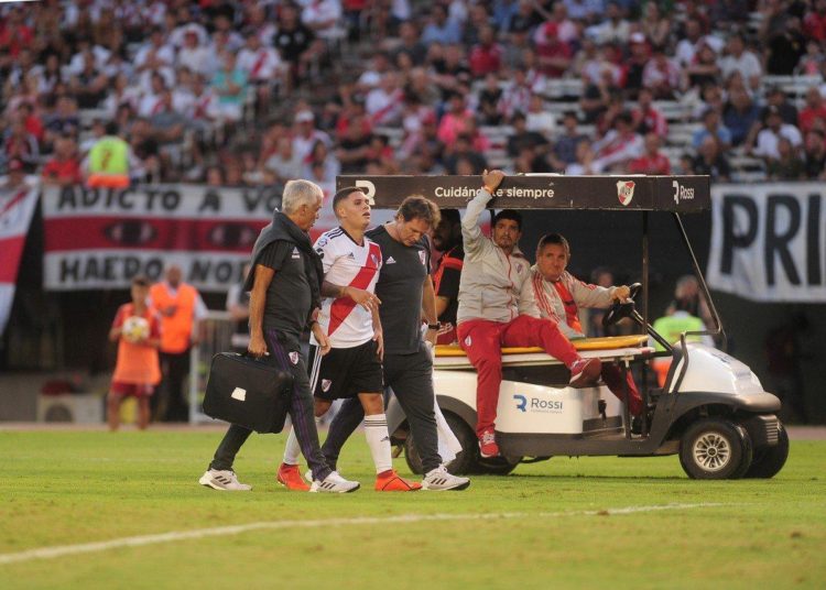 Malas noticias para River y Colombia: Juan Fernando Quintero se rompió los ligamentos cruzados