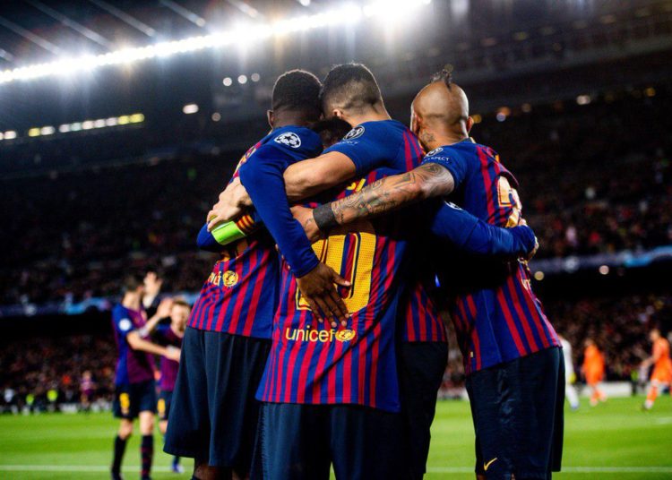 El Barcelona golea al Lyon en casa y clasifica a cuartos de la Champions