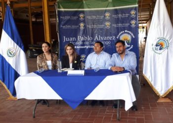 Alcalde de Soyapango se reúne con inversionistas mexicanos para rehabilitar parque teleférico