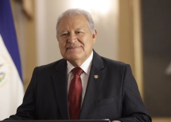 Sánchez Cerén pide a Asamblea rechace ley que privatice agua