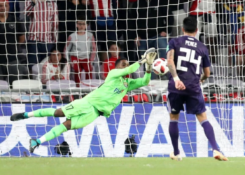 Aclaran qué sucederá con la controversial regla sobre el rebote en los penales