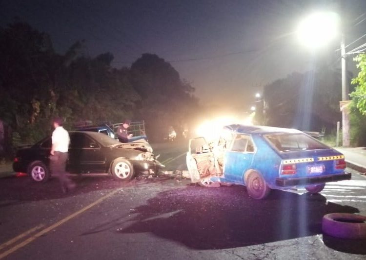 Múltiple accidente deja cuatro lesionada en la carretera Panamericana