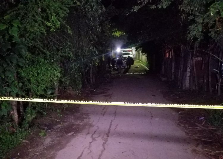 Sujetos con ropas similares a las de la PNC matan a 3 personas en San Miguel
