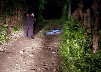 Pandillero muere al enfrentarse con policías en Cuscatlán